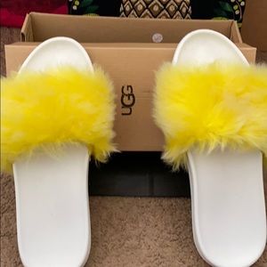 UGG yellow fur slides size 9